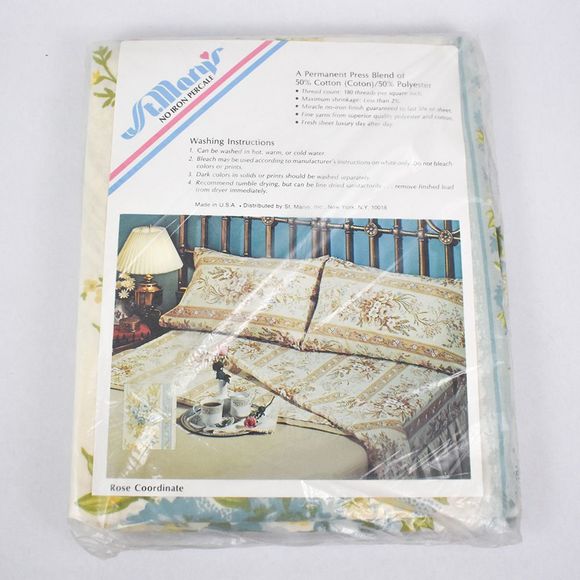 Vintage Sheets Blue Cabbage Roses Grand Millennial - Picture 3 of 8
